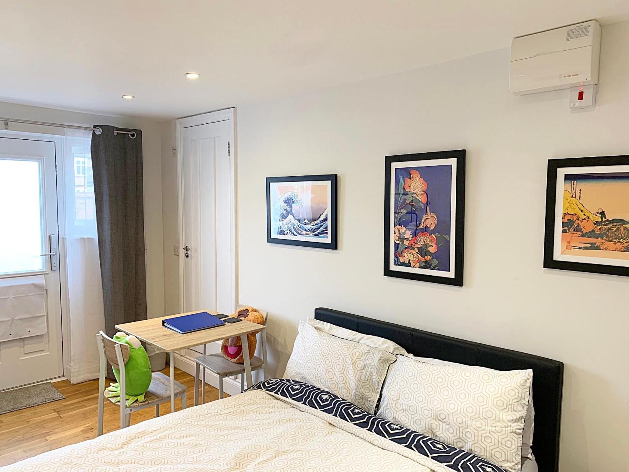 Cozytomari Apartment London Bagian luar foto