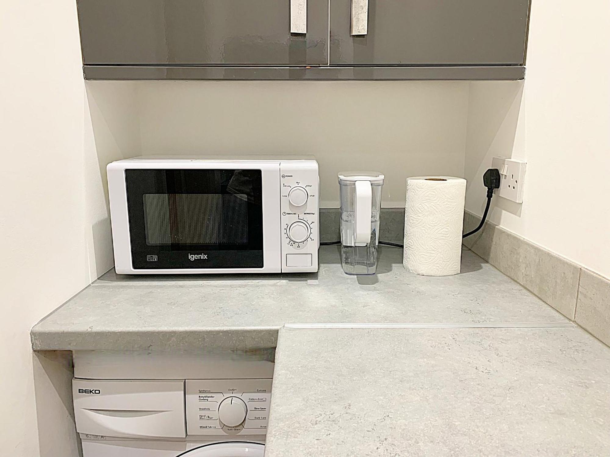 Cozytomari Apartment London Bagian luar foto