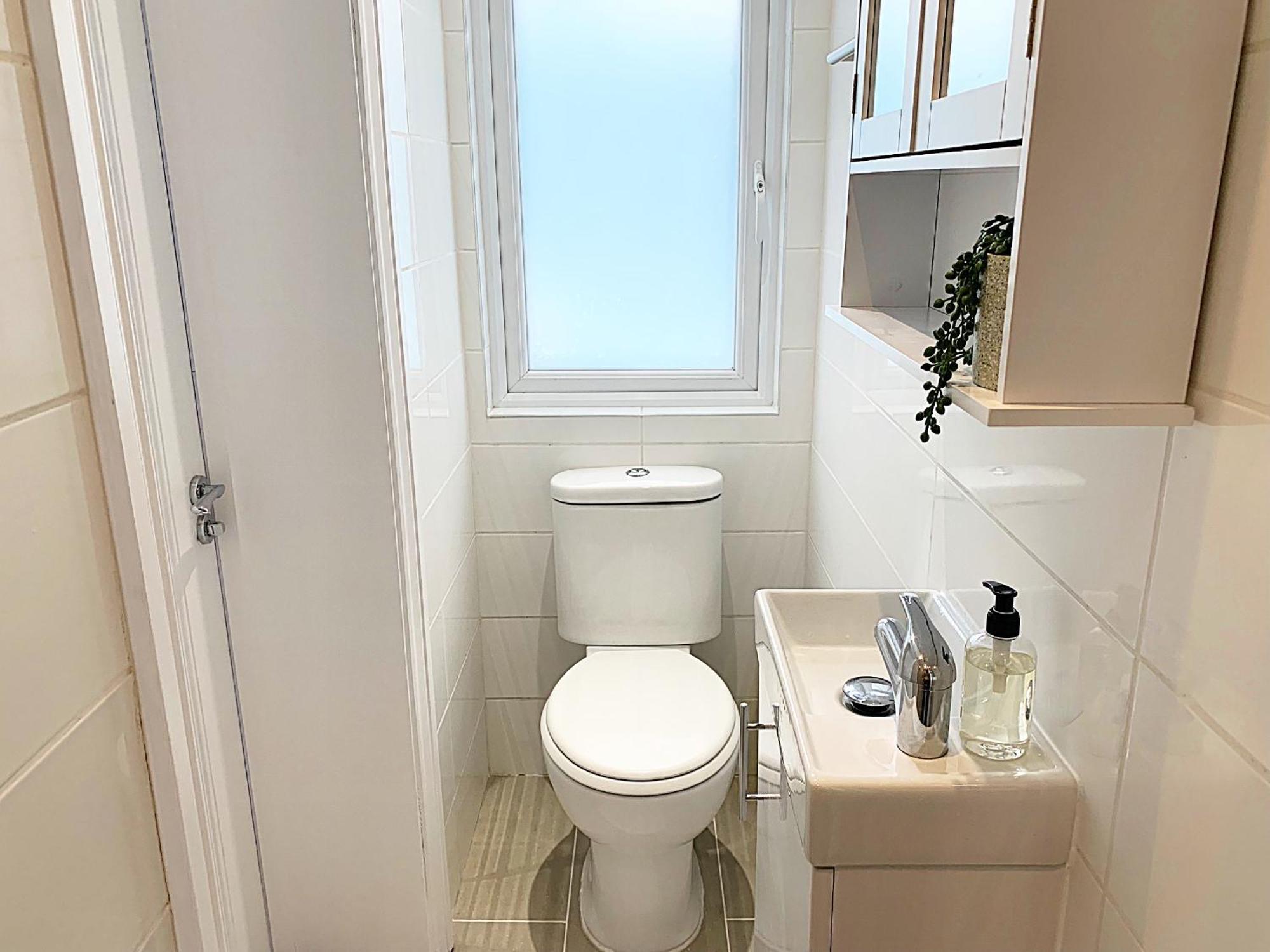 Cozytomari Apartment London Bagian luar foto